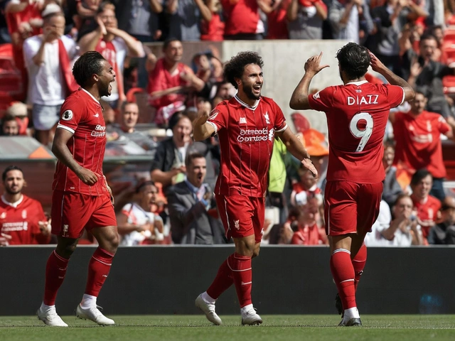 Luis Díaz Brilha em Goleada do Liverpool Sobre o Sevilla em Último Amistoso Antes da Premier League